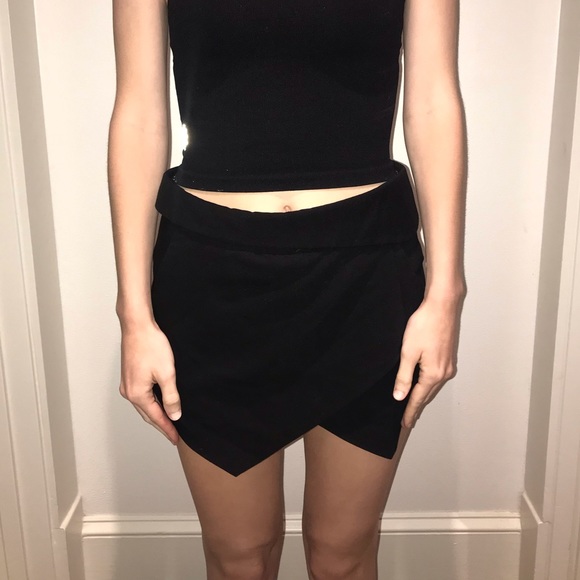 Zara ruffle mini skort - Picture 3 of 7
